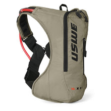 Load image into Gallery viewer, USWE USW5204077021 USWE Outlander Moto Hydration Pack 4L - Sand
