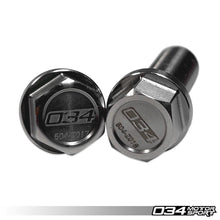 Load image into Gallery viewer, 034Motorsport Haldex Magnetic Drain Plug Kit VW/Audi / 8J - 8Y / MK5 - MK8 / Quattro &amp; 4Motion Drivetrain > Differential > Plug 034 Motorsport   
