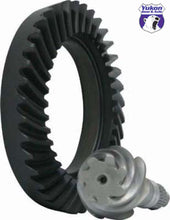 Load image into Gallery viewer, Yukon Gear High Performance Gear Set For 8in Toyota Land Cruiser Reverse Rotation / 4.56 Final Drive Gears Yukon Gear &amp; Axle
