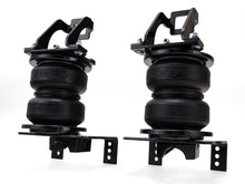 Load image into Gallery viewer, Air Lift Loadlifter 5000 Ultimate Rear Air Spring Kit for 99-04 Ford F-250 Super Duty 4WD Air Suspension Kits Air Lift
