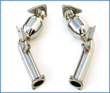 Load image into Gallery viewer, Invidia 09+ Nissan 370Z / Infiniti G37 60mm High Flow Cat w/ Bracket Connecting Pipes Invidia
