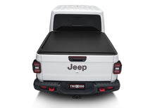 Load image into Gallery viewer, Truxedo 2020 Jeep Gladiator 5ft Lo Pro Bed Cover Bed Covers - Roll Up Truxedo
