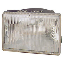 Load image into Gallery viewer, Omix Right Headlight 93-98 Jeep Grand Cherokee (ZJ) Headlights OMIX
