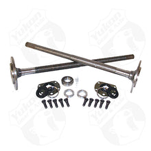Load image into Gallery viewer, Yukon Gear One Piece Axles For 76-79 Model 20 CJ7 Quadratrack w/ Bearings and 29 Splines / Kit Axles Yukon Gear &amp; Axle
