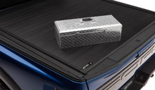 Load image into Gallery viewer, Retrax 19-22 Chevrolet/GMC (5.8ft. Bed) Retrax IX Retractable Bed Covers Retrax
