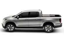 Load image into Gallery viewer, UnderCover 17-20 Honda Ridgeline 5ft Flex Bed Cover Bed Covers - Folding Undercover
