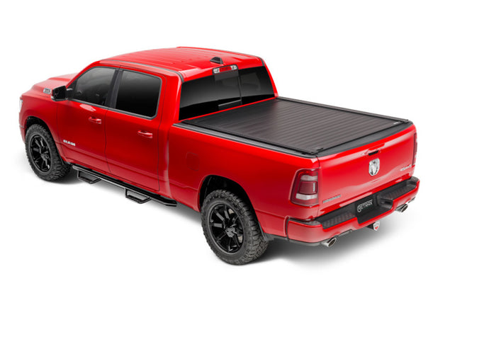 Retrax 2019 Chevrolet/GMC Silverado/Sierra 1500 8ft Bed (w/o Storage Boxes) RetraxPRO XR Retractable Bed Covers Retrax   