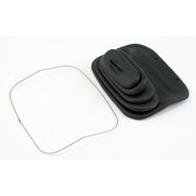 Load image into Gallery viewer, Omix M20 Transfer Case Shifter Boot 72-75 CJ Models Shift Boot OMIX
