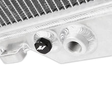 Load image into Gallery viewer, Mishimoto 03-07 Ford F250 w/ 6.0L Powerstroke Engine Aluminum Radiator Radiators Mishimoto
