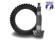 Load image into Gallery viewer, Yukon Gear High Performance Gear Set For Ford 10.25in in a 5.38 Ratio Final Drive Gears Yukon Gear &amp; Axle
