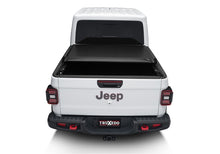 Load image into Gallery viewer, Truxedo 2020 Jeep Gladiator 5ft Lo Pro Bed Cover Bed Covers - Roll Up Truxedo
