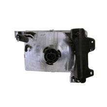Load image into Gallery viewer, ANZO 1998-2000 Nissan Frontier Crystal Headlights Chrome Headlights ANZO
