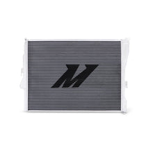 Load image into Gallery viewer, Mishimoto 99-06 BMW 323i/323i/328i/330i Performance Aluminum Radiator Radiators Mishimoto
