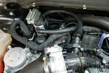 Load image into Gallery viewer, J&amp;L 17-19 Ford Fusion Sport 2.7L Passenger Side Oil Separator 3.0 - Clear Anodized Oil Separators J&amp;L
