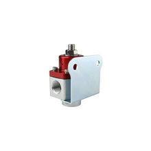 Load image into Gallery viewer, Aeromotive AER13205 Aeromotive Carbureted Adjustable Regulator - 2-Port 3/8in NPT
