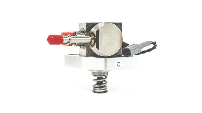 AMS VR30DDTT high pressure fuel pump with metal body and red capped nozzle for performance vehicles