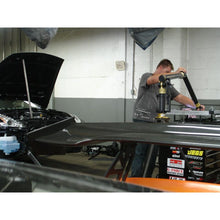 Load image into Gallery viewer, Mishimoto 09+ Nissan 370Z Manual Radiator Radiators Mishimoto
