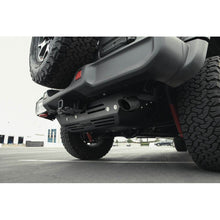 Load image into Gallery viewer, DV8 Offroad 20-22 Jeep Wrangler JL (3.0L Diesel) Rear Diff Skid Plate for Dana 44 Skid Plates DV8 Offroad
