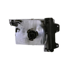 Load image into Gallery viewer, ANZO 1998-2000 Nissan Frontier Crystal Headlights Chrome Headlights ANZO
