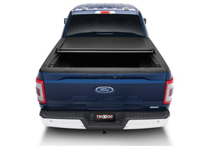 Truxedo 17-19 Ford F-250/F-350/F-450 Super Duty 6ft 6in Lo Pro Bed Cover Bed Covers - Roll Up Truxedo   