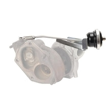 Load image into Gallery viewer, Turbosmart IWG75 Mitsubishi EVO 6-8 Black 10 PSI Internal Wastegate Actuator Wastegates Turbosmart
