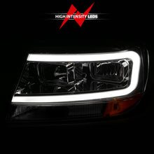 Load image into Gallery viewer, ANZO 1999-2004 Jeep Grand Cherokee Crystal Headlights w/ Light Bar Chrome Housing Headlights ANZO
