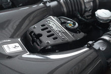 Load image into Gallery viewer, Capristo 03FE00410010LG Ferrari 458 Speciale Carbon Lock Cover
