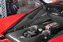 Load image into Gallery viewer, Capristo 03FE00410010LG Ferrari 458 Speciale Carbon Lock Cover
