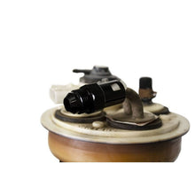 Load image into Gallery viewer, Fleece Performance FPEFPE-QUCON-OE-38 Fleece Performance Universal 3/8in Quick Connect to -8AN Male Adapter
