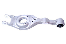 Load image into Gallery viewer, Mevotech CMS901122 Suspension Control Arm Mevotech CMS901122
