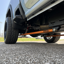 Load image into Gallery viewer, Wehrli wcfWCF100826-GB Wehrli 20-21 Duramax RCLB/CCSB/ECSB 60in Traction Bar Kit - Gloss Black
